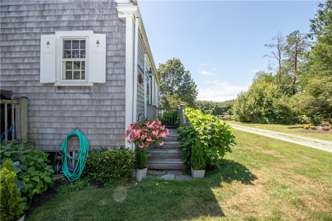 24 Noyes Neck Road Westerly, RI 02891 - Photo 30 of 31 Gallery Image 30