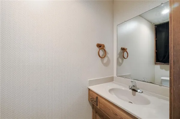 $200,000 | 14417 Craig Avenue, Grandview, MO 64030
