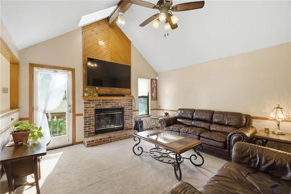 $200,000 | 14417 Craig Avenue, Grandview, MO 64030
