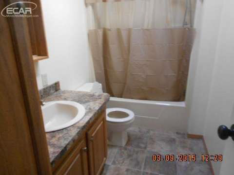 4245 North State Road Davison, MI 48423 - Photo 14 of 14 20431902-13.JPG