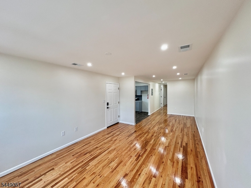 156 Ridgewood Avenue, Unit 1 Newark, NJ 07108 - Photo 34 of 44 Gallery Image 34