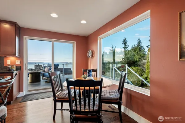 $1,579,000 | 5311 Sound Avenue, Everett, WA 98203