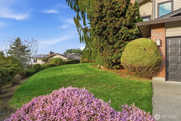 $1,579,000 | 5311 Sound Avenue, Everett, WA 98203