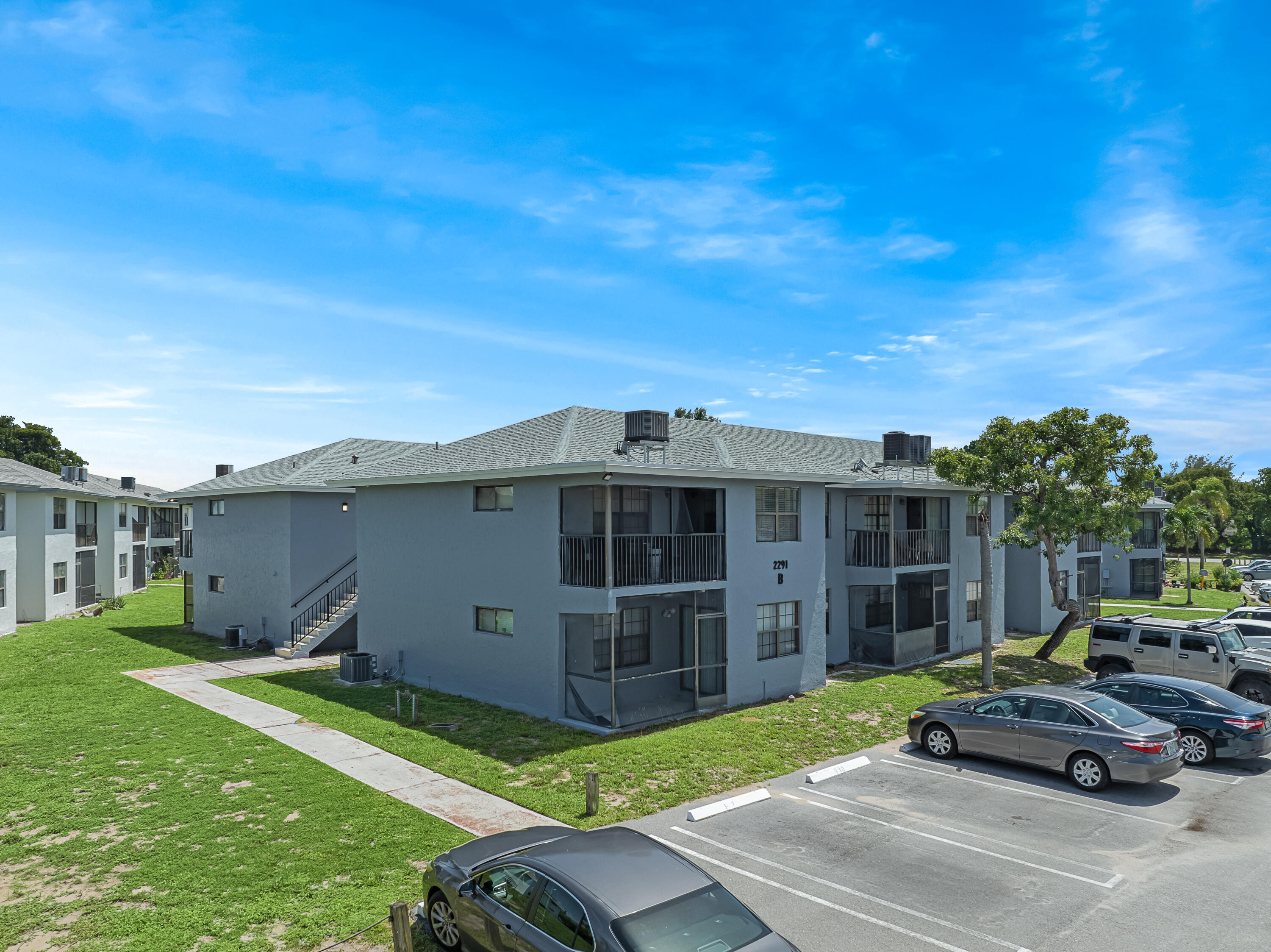 2291 Linton Ridge Circle, Unit B4 Delray Beach, FL 33444 - Photo 3 of 28 2291-Linton-Ridge-Cir-Apt-B4-HigMedia-00