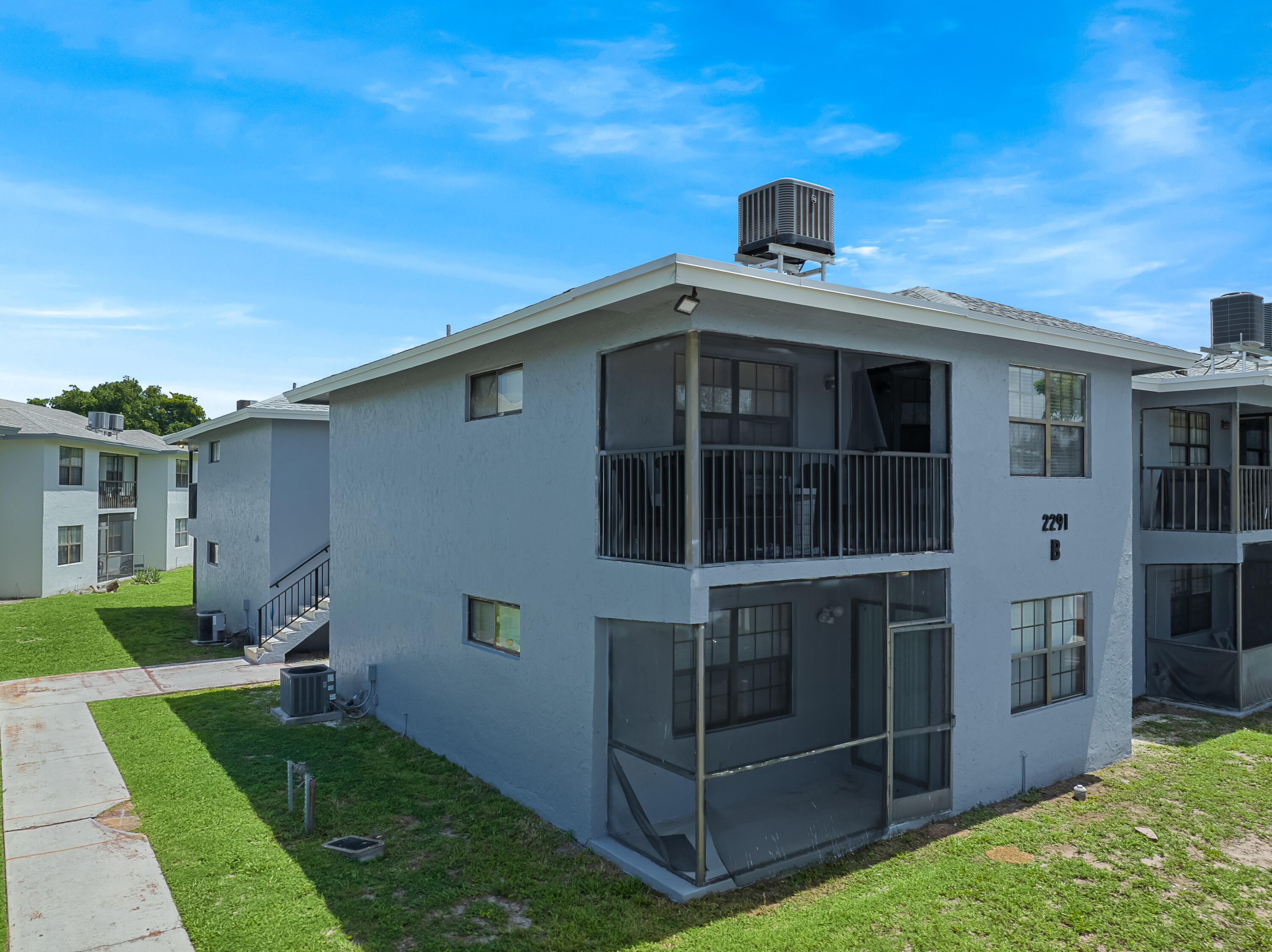 2291 Linton Ridge Circle, Unit B4 Delray Beach, FL 33444 - Photo 4 of 28 2291-Linton-Ridge-Cir-Apt-B4-HigMedia-00