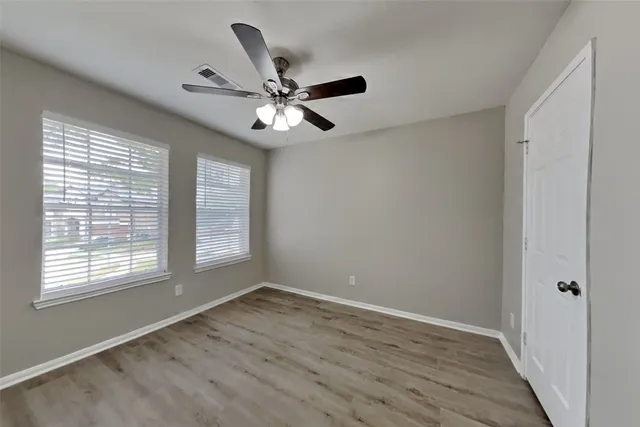 $2,500 | 4834 Elkmont Court, Pearland, TX 77584