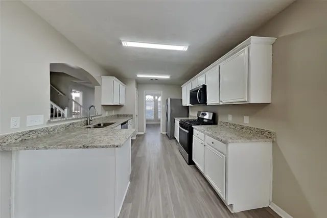 $2,500 | 4834 Elkmont Court, Pearland, TX 77584