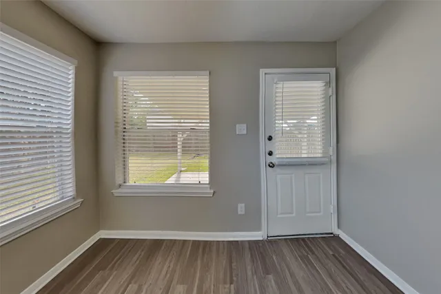 $2,500 | 4834 Elkmont Court, Pearland, TX 77584