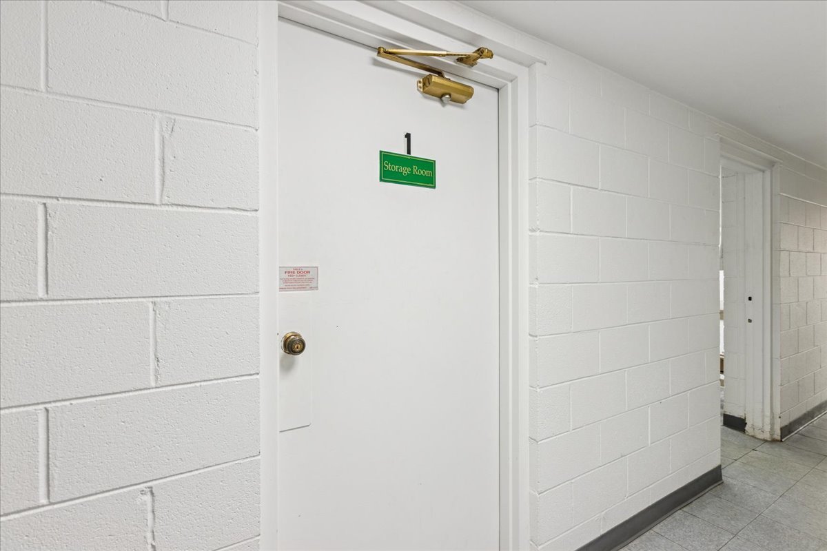 5125 Blodgett Avenue, Unit 208T Downers Grove, IL 60515 - Photo 16 of 23