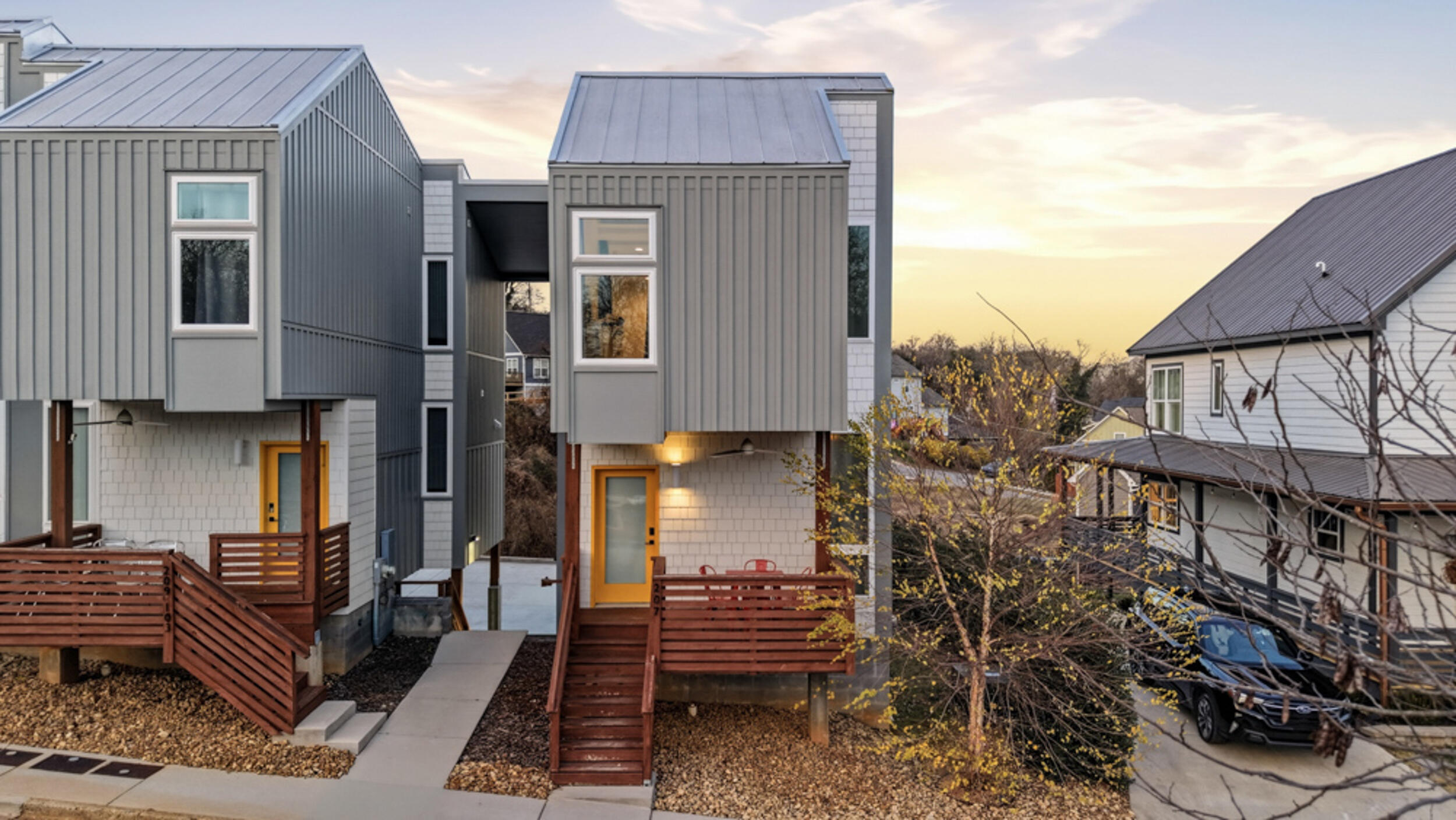 207 Old Mountain Road Chattanooga, TN 37409 - Photo 7 of 46 6_207 old mountain rd-6