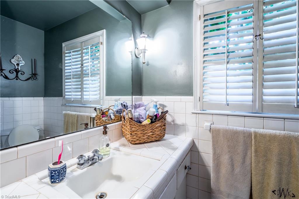 926 Croyden Street High Point, NC 27262 - Photo 22 of 23 Gallery Image 22