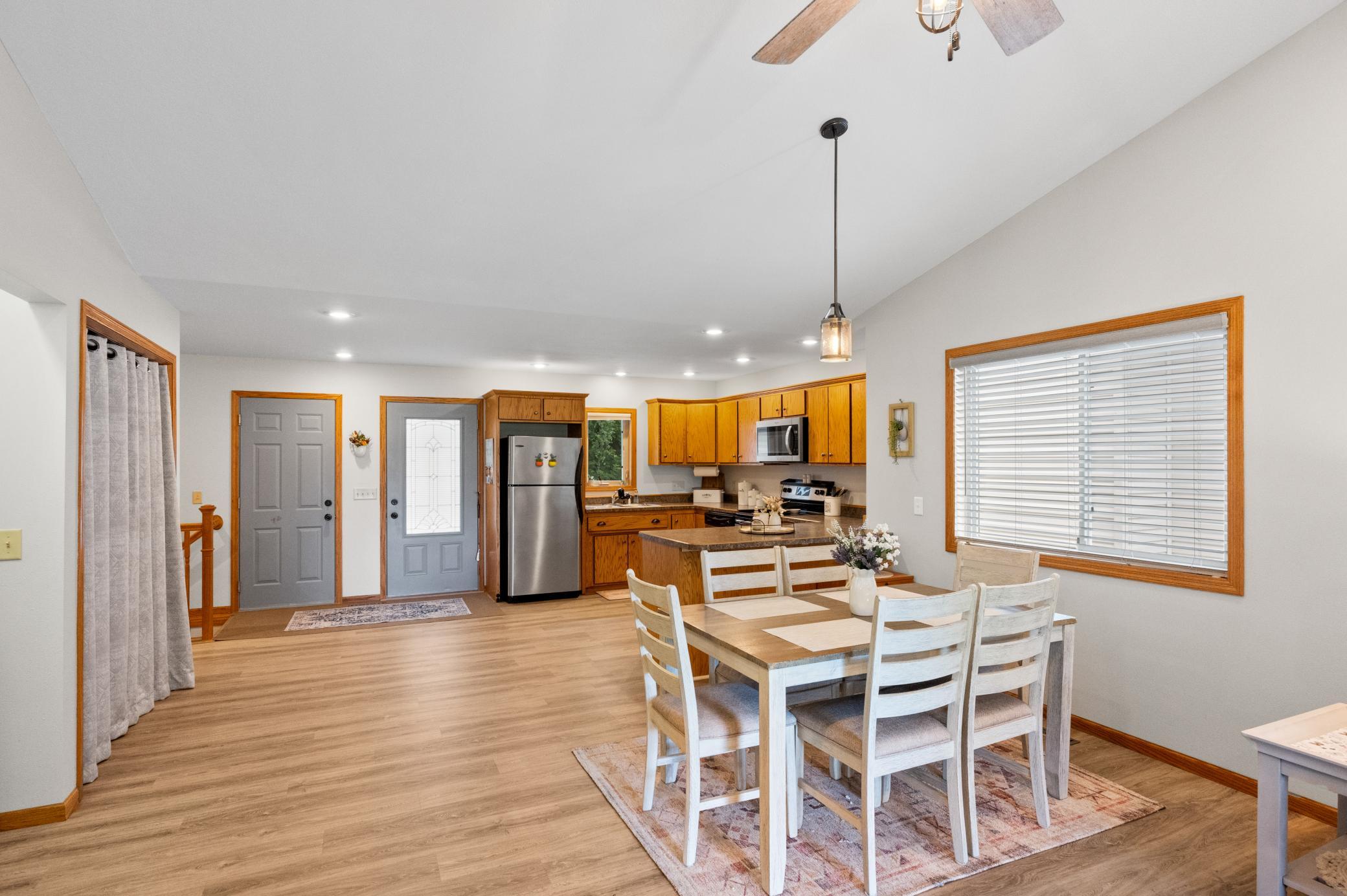 613 Temple Street Alexandria, MN 56308 - Photo 8 of 33