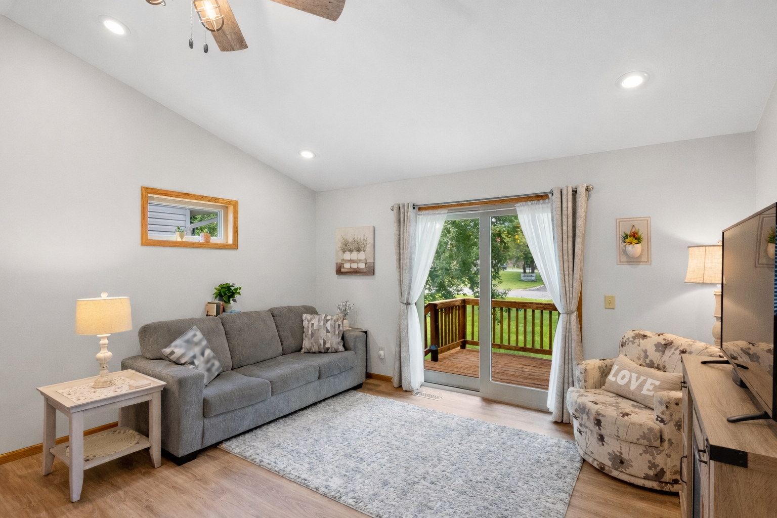 613 Temple Street Alexandria, MN 56308 - Photo 9 of 33