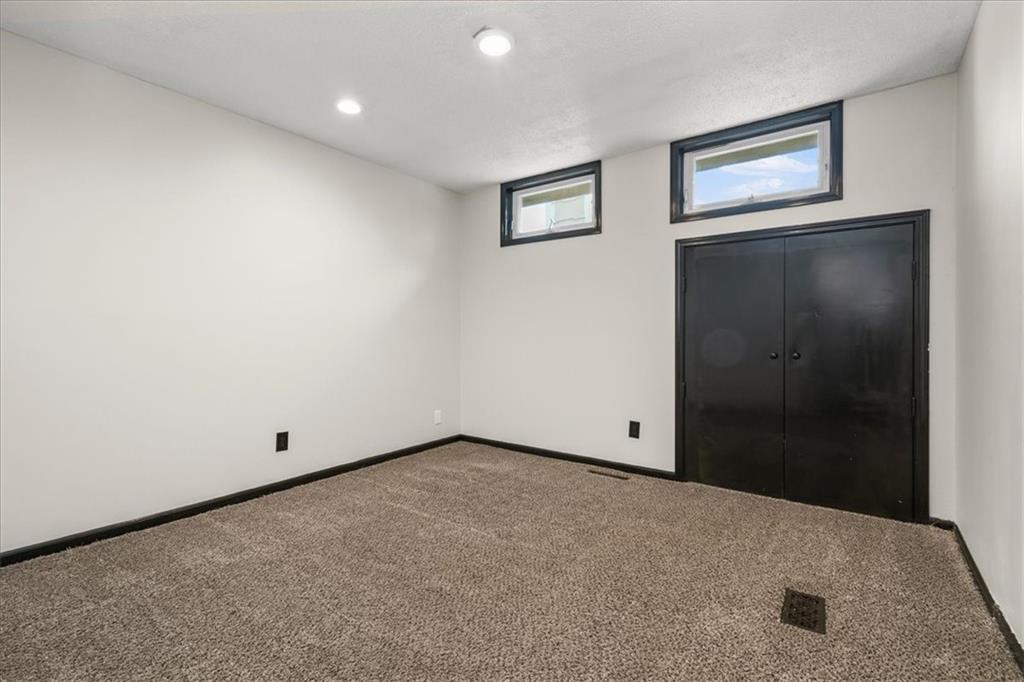 5318 South Stillhouse Road Oak Grove, MO 64075 - Photo 23 of 46