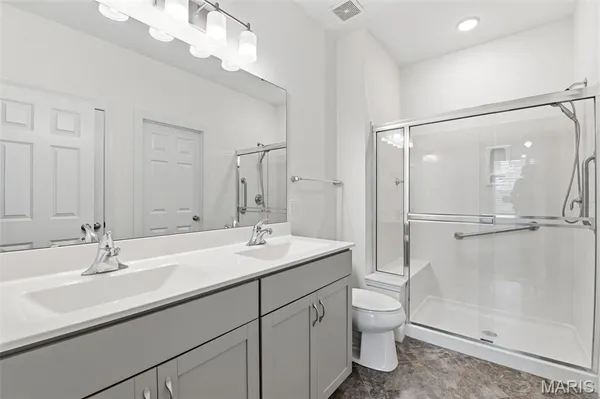 $495,000 | 413 Carini Court, St. Peters, MO 63376