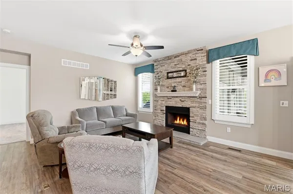 $495,000 | 413 Carini Court, St. Peters, MO 63376