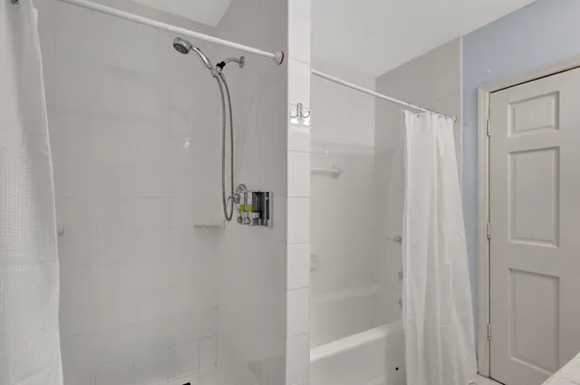 $1,900 | 519 28th Street, Unit A, West Palm Beach, FL 33407