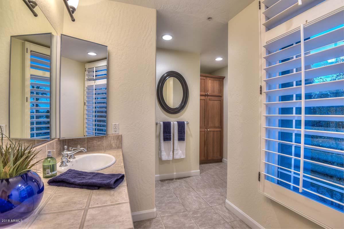 229 West Portland Street Phoenix, AZ 85003 - Photo 19 of 29 Comfy