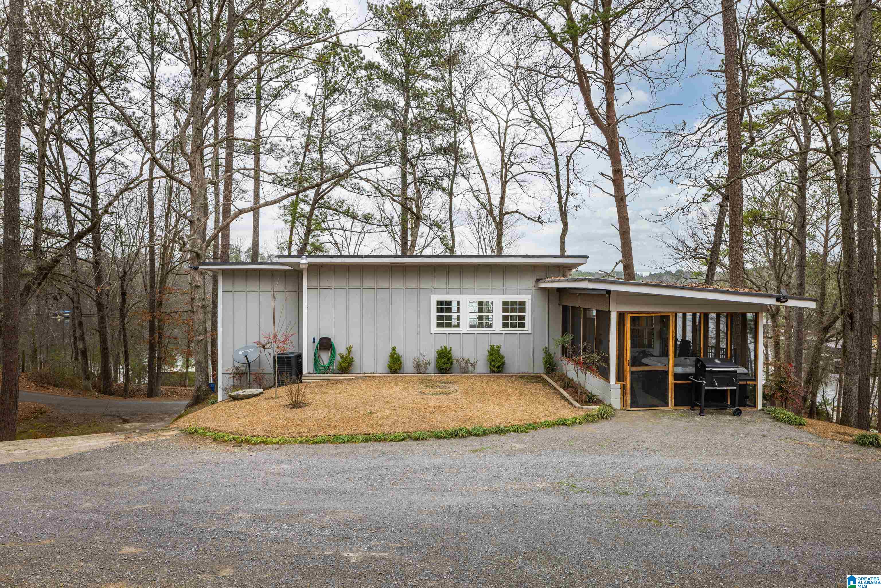 109 Sunset Strip Oneonta, AL 35121 - Photo 9 of 68
