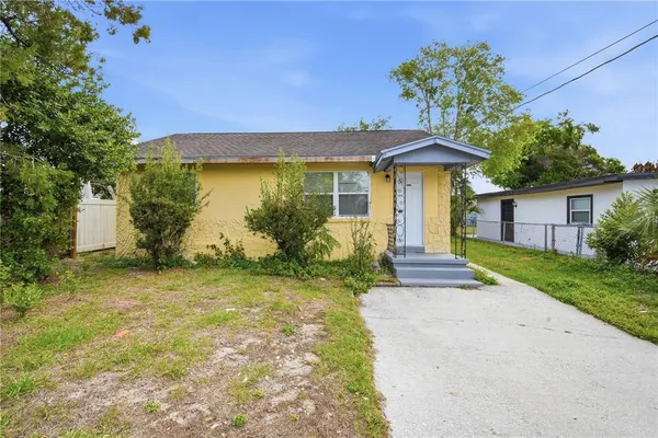 $1,995 | 8419 North Semmes Street, Tampa, FL 33604