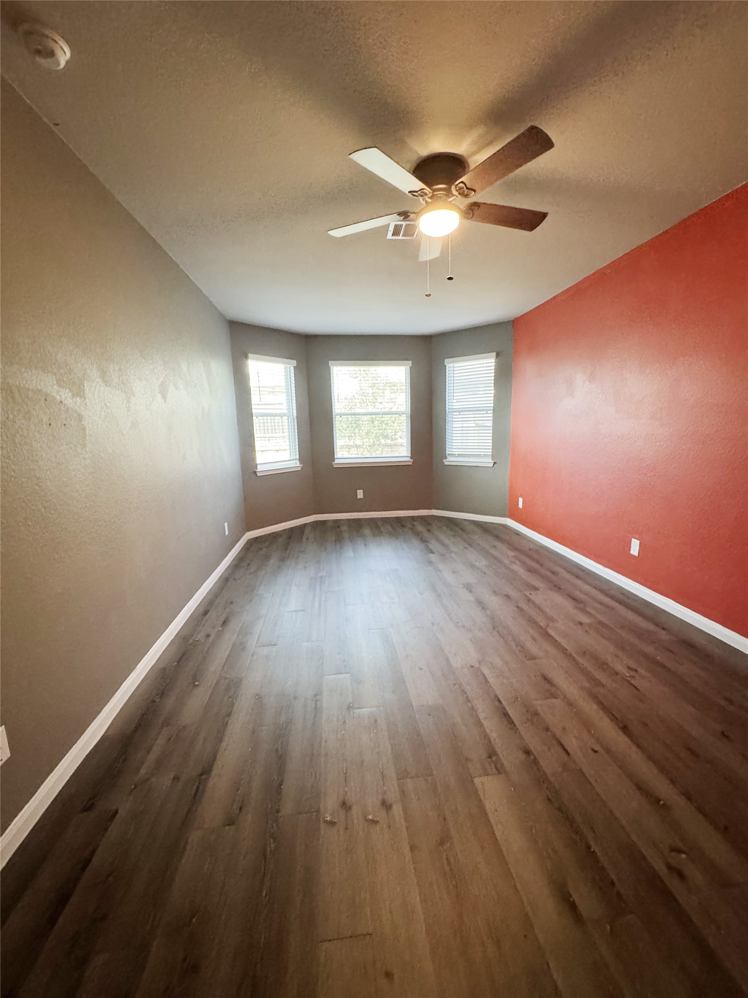 3665 Cub Drive Conroe, TX 77301 - Photo 11 of 21 Primary Bedroom