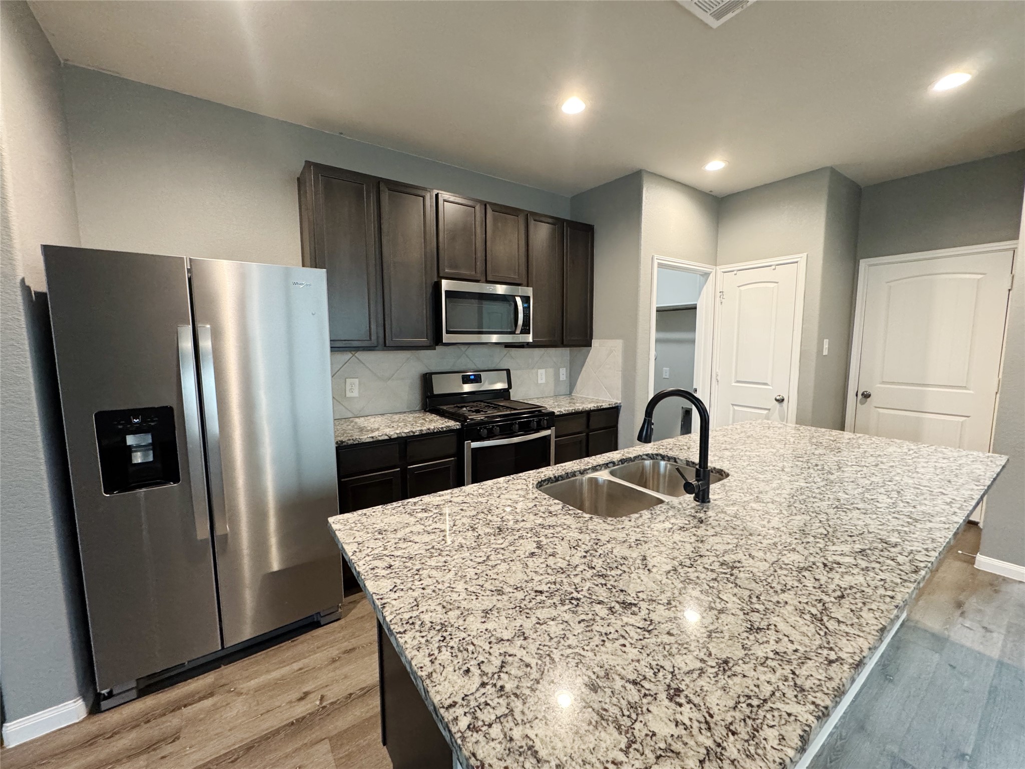 3665 Cub Drive Conroe, TX 77301 - Photo 7 of 21