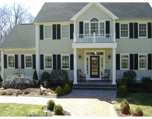 164 Marston Road Northbridge, MA 01588 - Photo 1 of 19 Gallery Image 1