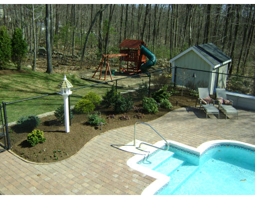 164 Marston Road Northbridge, MA 01588 - Photo 14 of 19 Gallery Image 14