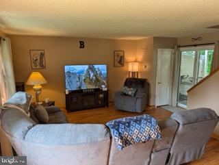417 North Warminster Road Hatboro, PA 19040 - Photo 4 of 17 Gallery Image 4