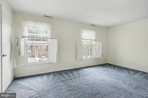 $699,999 | 226 Commons Drive Northwest, Vienna, VA 22180