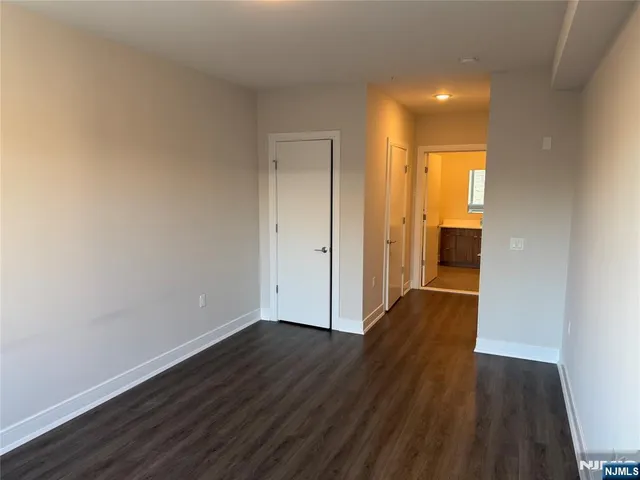 $3,745 | 470 Main Street, Unit 417, Fort Lee, NJ 07024