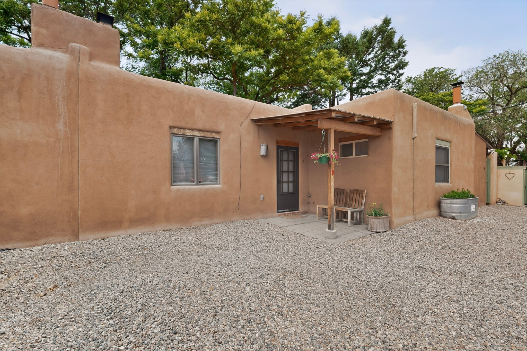 612 Gomez Road, Unit 4 Santa Fe, NM 87505 - Photo 2 of 24