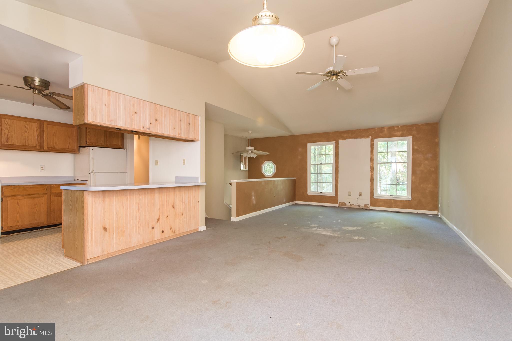9208 Mountjoy Road Marshall, VA 20115 - Photo 5 of 31 Family Room Off Kitchen