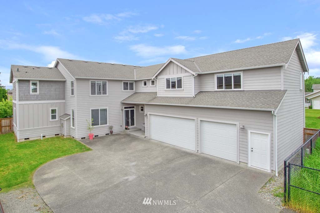5811 Parker Road East Sumner, WA 98390 - Photo 3 of 25
