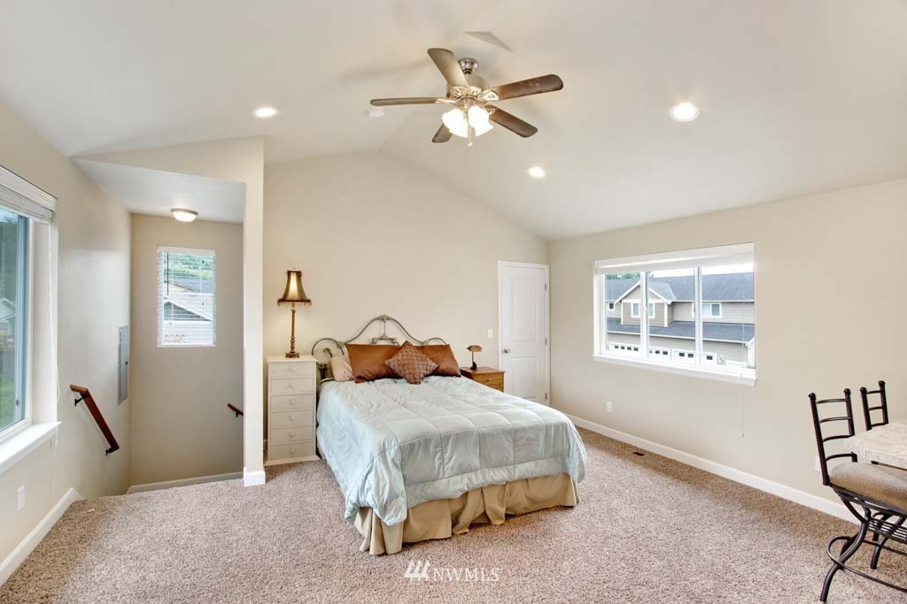 5811 Parker Road East Sumner, WA 98390 - Photo 25 of 25