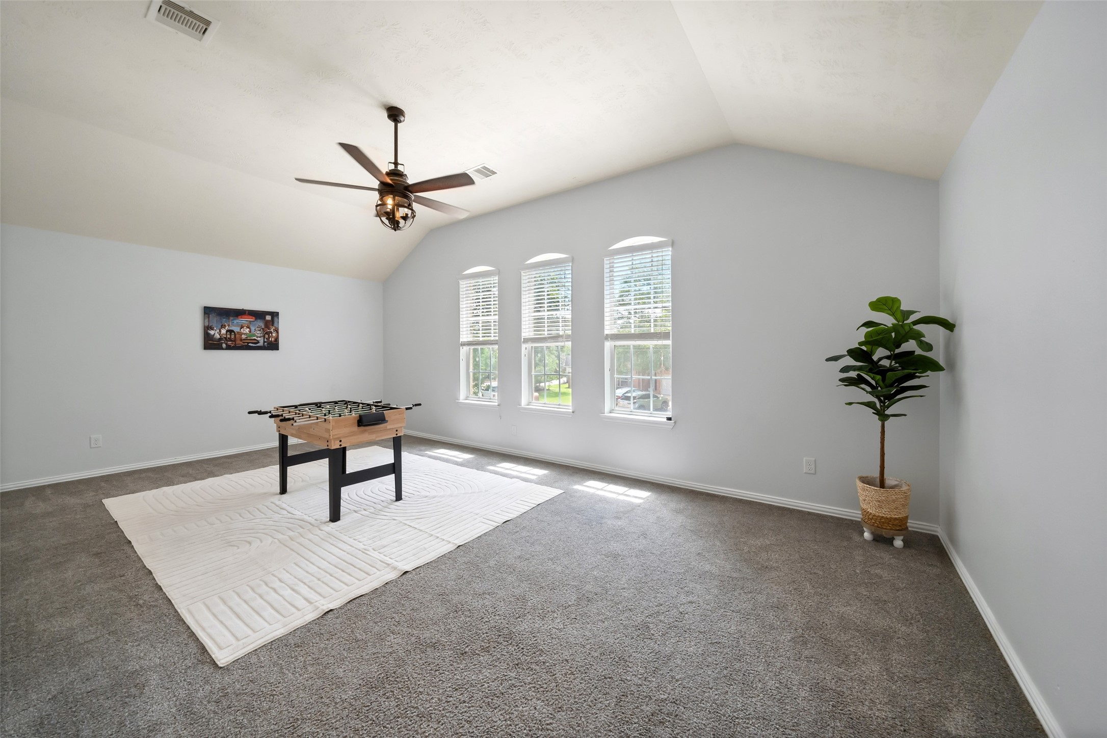 81 Palos Verde Conroe, TX 77304 - Photo 22 of 36 Gameroom upstairs