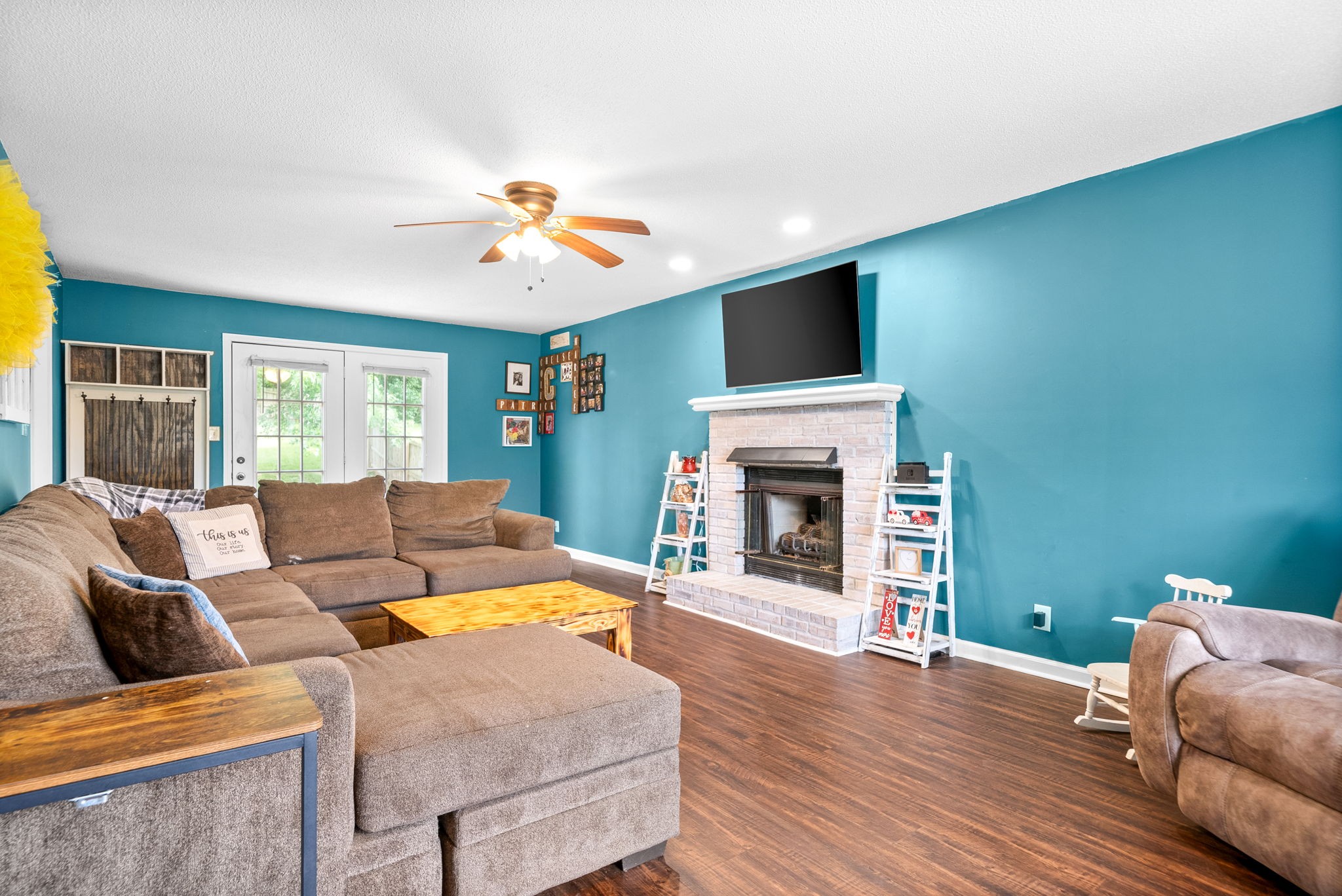 3054 Trough Springs Road Clarksville, TN 37043 - Photo 4 of 26 Gallery Image 4