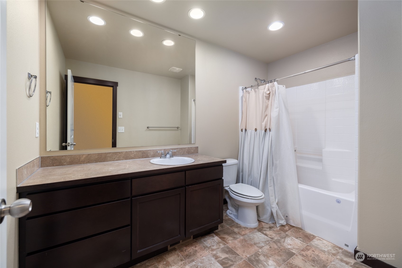 329 Barry Loop Mount Vernon, WA 98274 - Photo 25 of 39