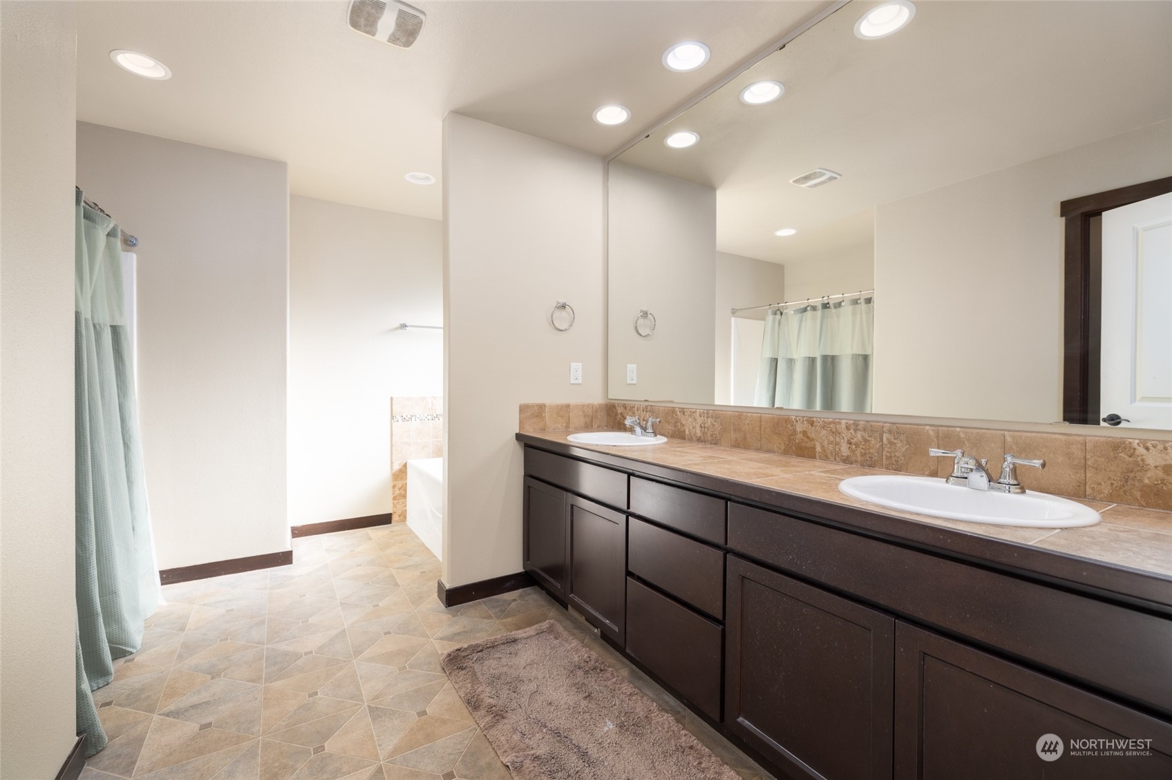 329 Barry Loop Mount Vernon, WA 98274 - Photo 31 of 39