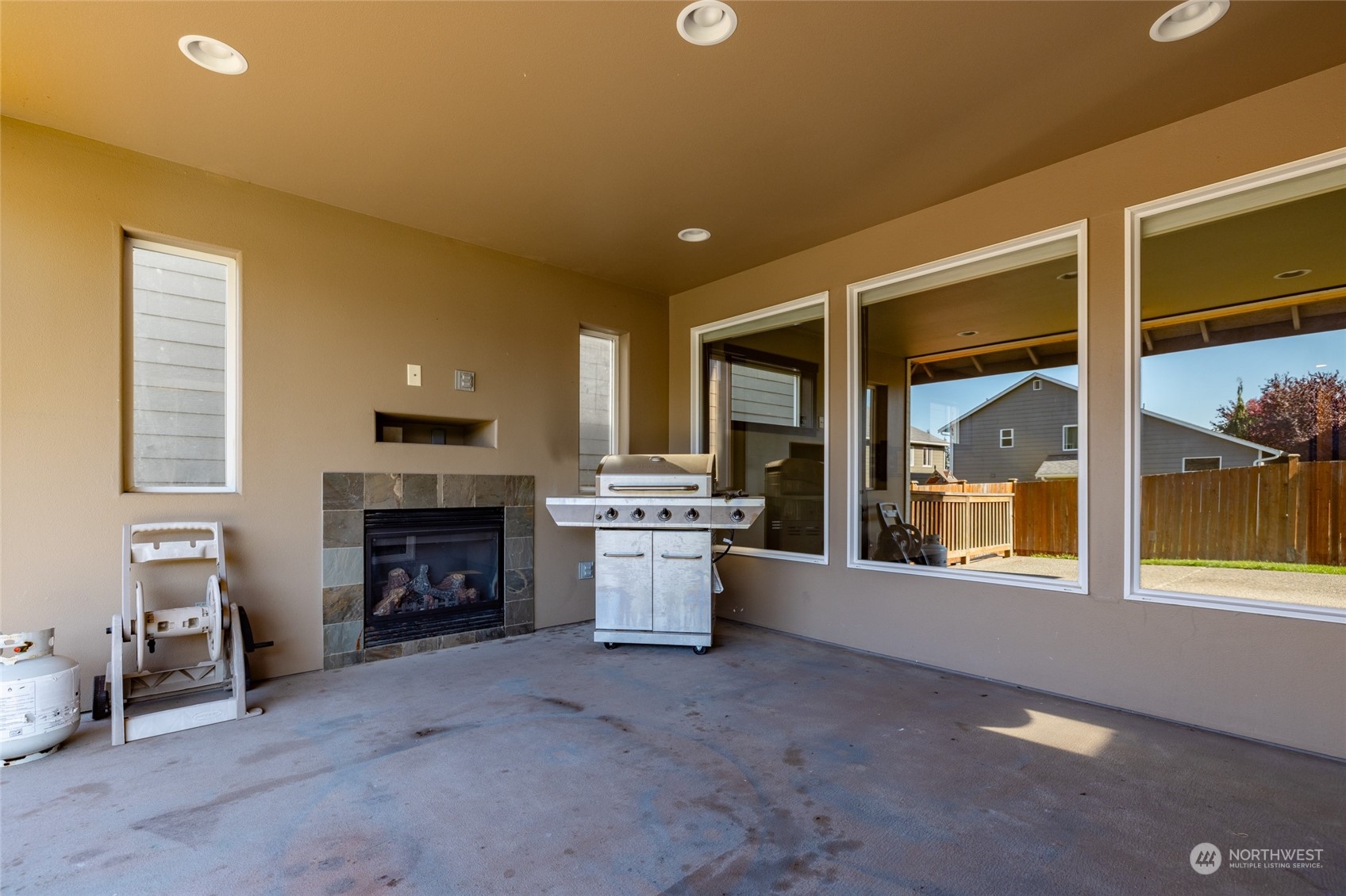 329 Barry Loop Mount Vernon, WA 98274 - Photo 37 of 39