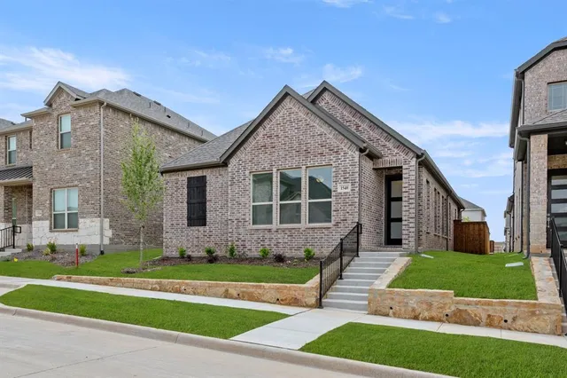 $463,278 | 1540 Euclid Alley, Corinth, TX 76208