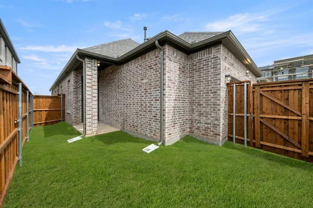 $463,278 | 1540 Euclid Alley, Corinth, TX 76208