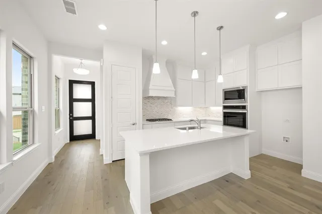 $463,278 | 1540 Euclid Alley, Corinth, TX 76208