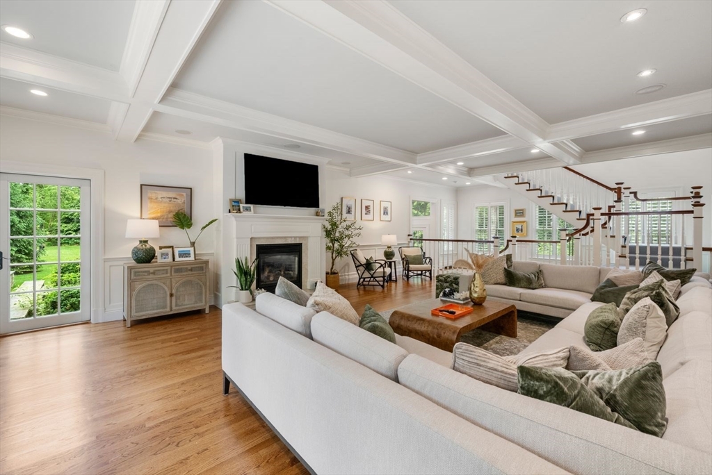 25 Kenilworth Road Wellesley, MA 02482 - Photo 13 of 42
