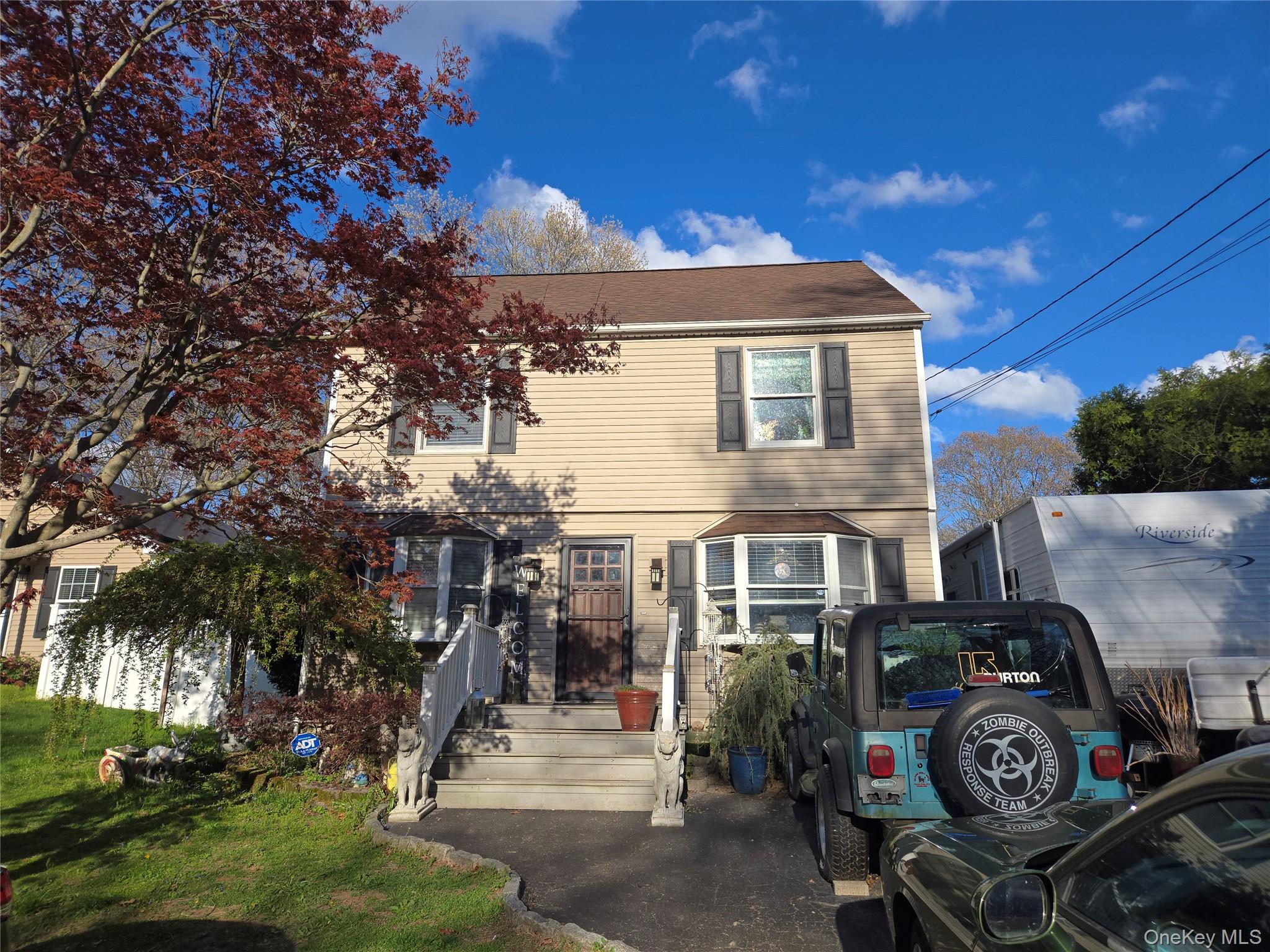 522 Rowlinson Drive Shirley, NY 11967 - Photo 1 of 33