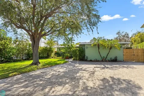 $2,200,000 | 1742 Southeast 14th Street, Fort Lauderdale, FL 33316