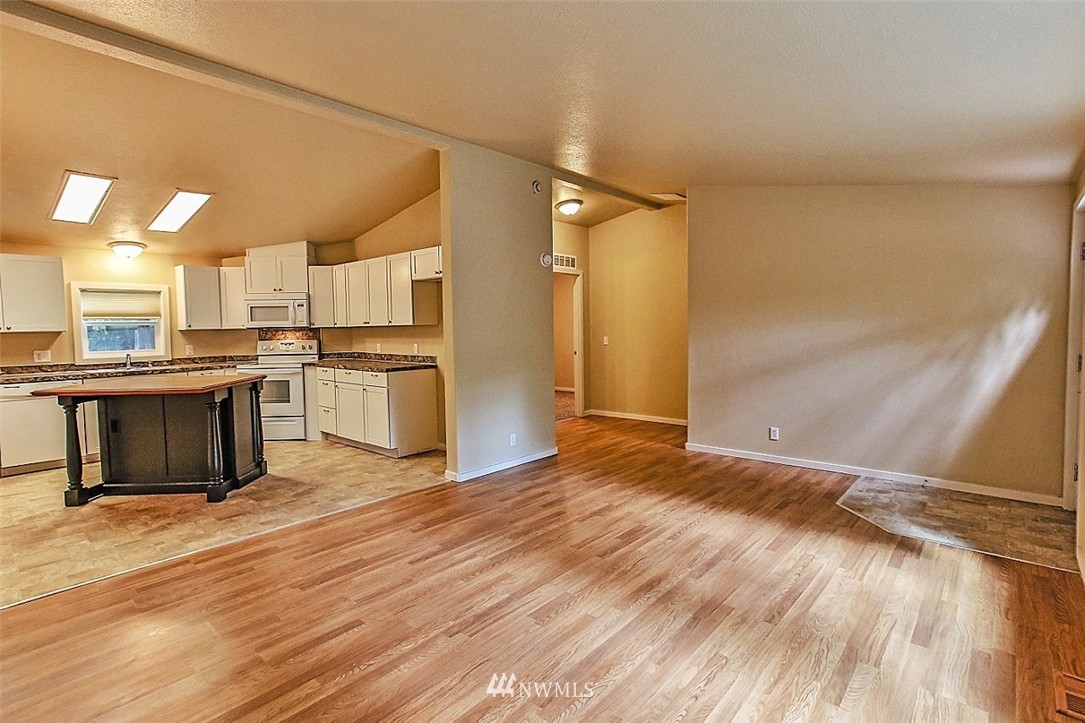 520 Rivendell Road Grapeview, WA 98546 - Photo 14 of 25 Gallery Image 14