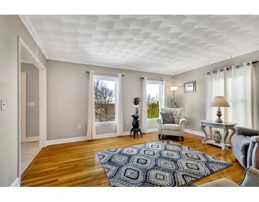 19 Rowe Hill Road Stoneham, MA 02180 - Photo 9 of 22 Gallery Image 9