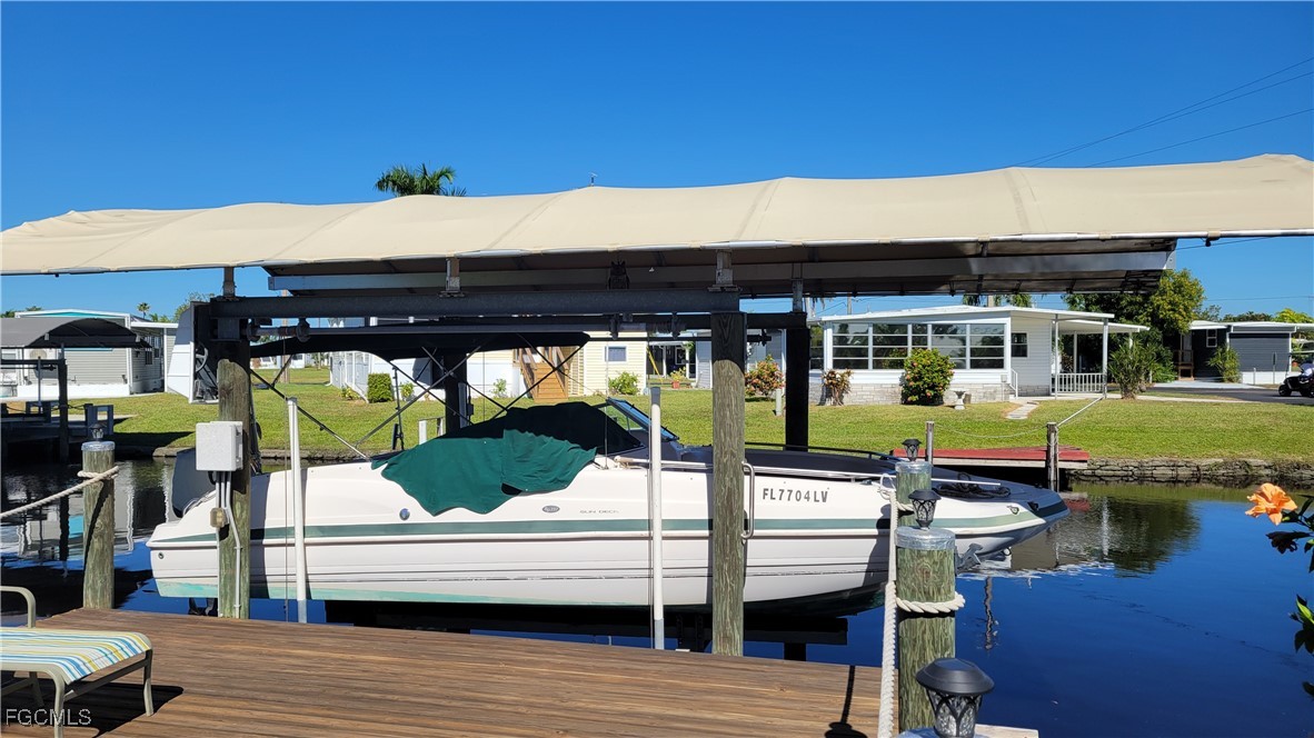 20 Channel Lane Fort Myers, FL 33905 - Photo 5 of 19