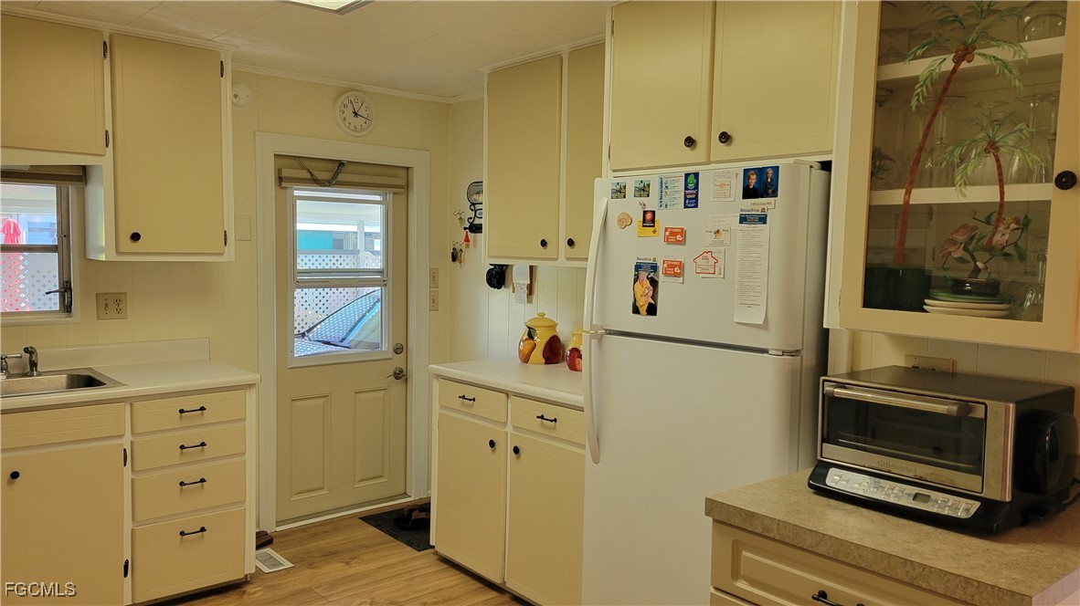 20 Channel Lane Fort Myers, FL 33905 - Photo 7 of 19